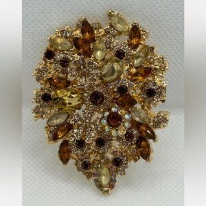 vintage-style rhinestone brooch